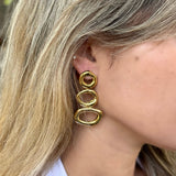 ⁨עגילי מורגן